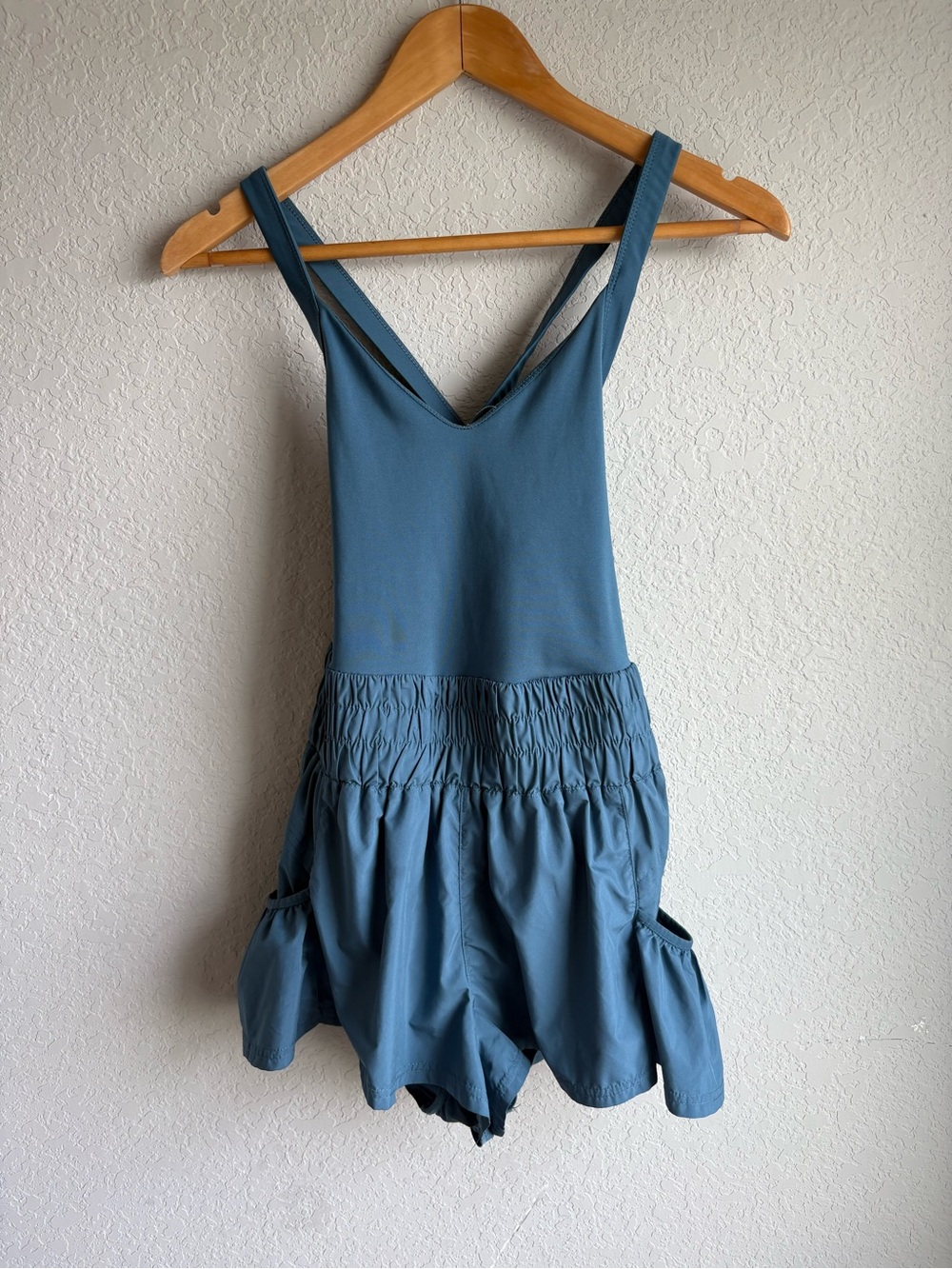 Free People Movement get your flirt on shortsies XS Like New